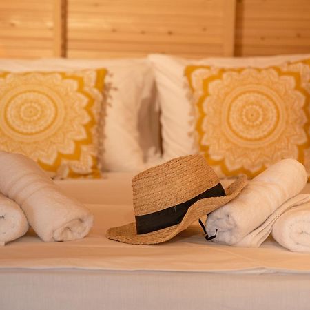 Wooden House Apartments Kalathenai Екстериор снимка