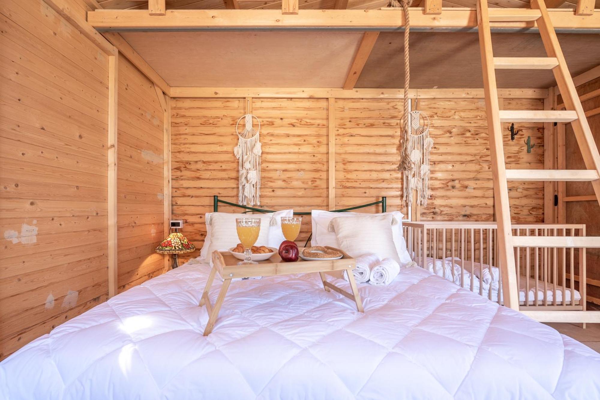 Wooden House Apartments Kalathenai Екстериор снимка