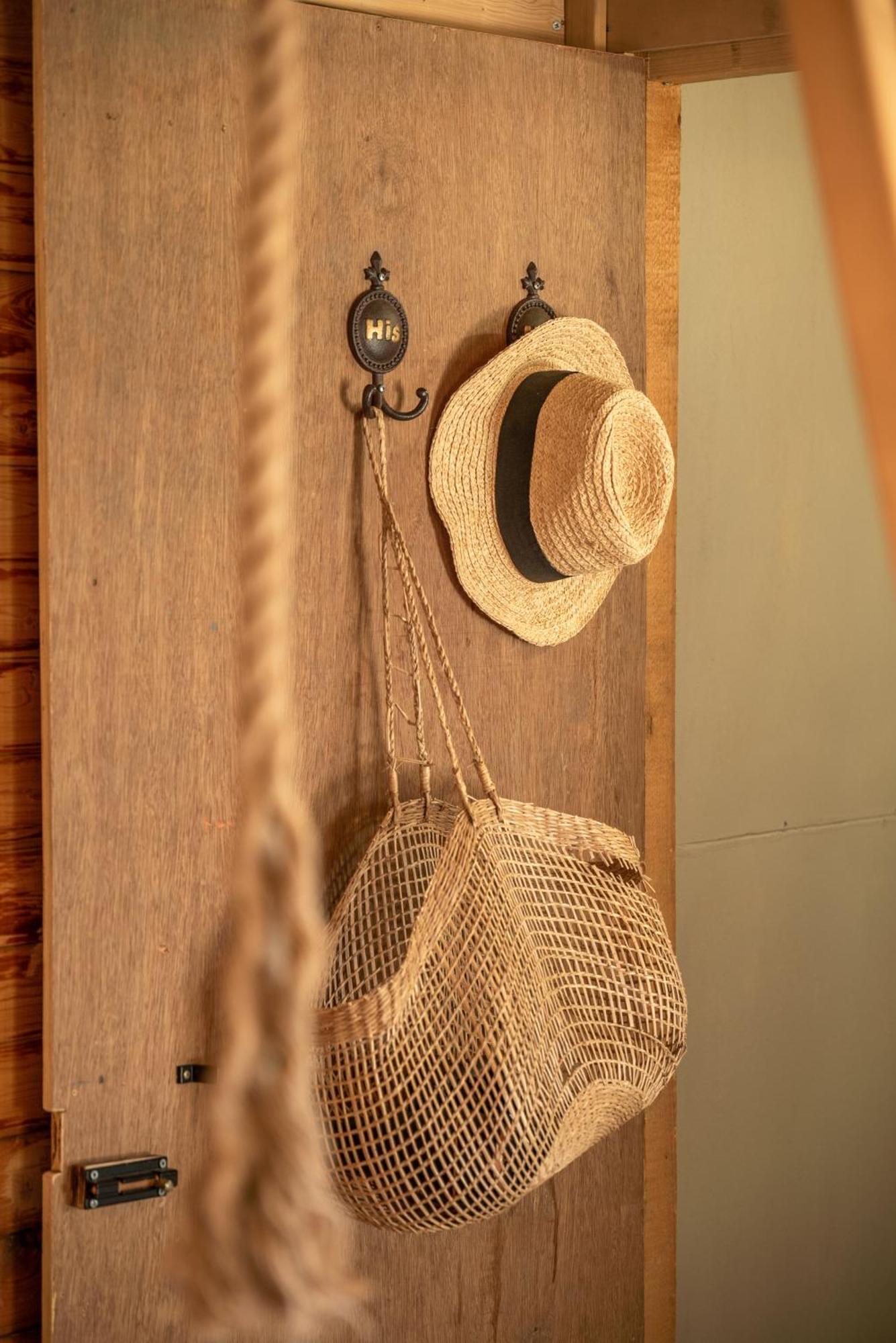 Wooden House Apartments Kalathenai Екстериор снимка