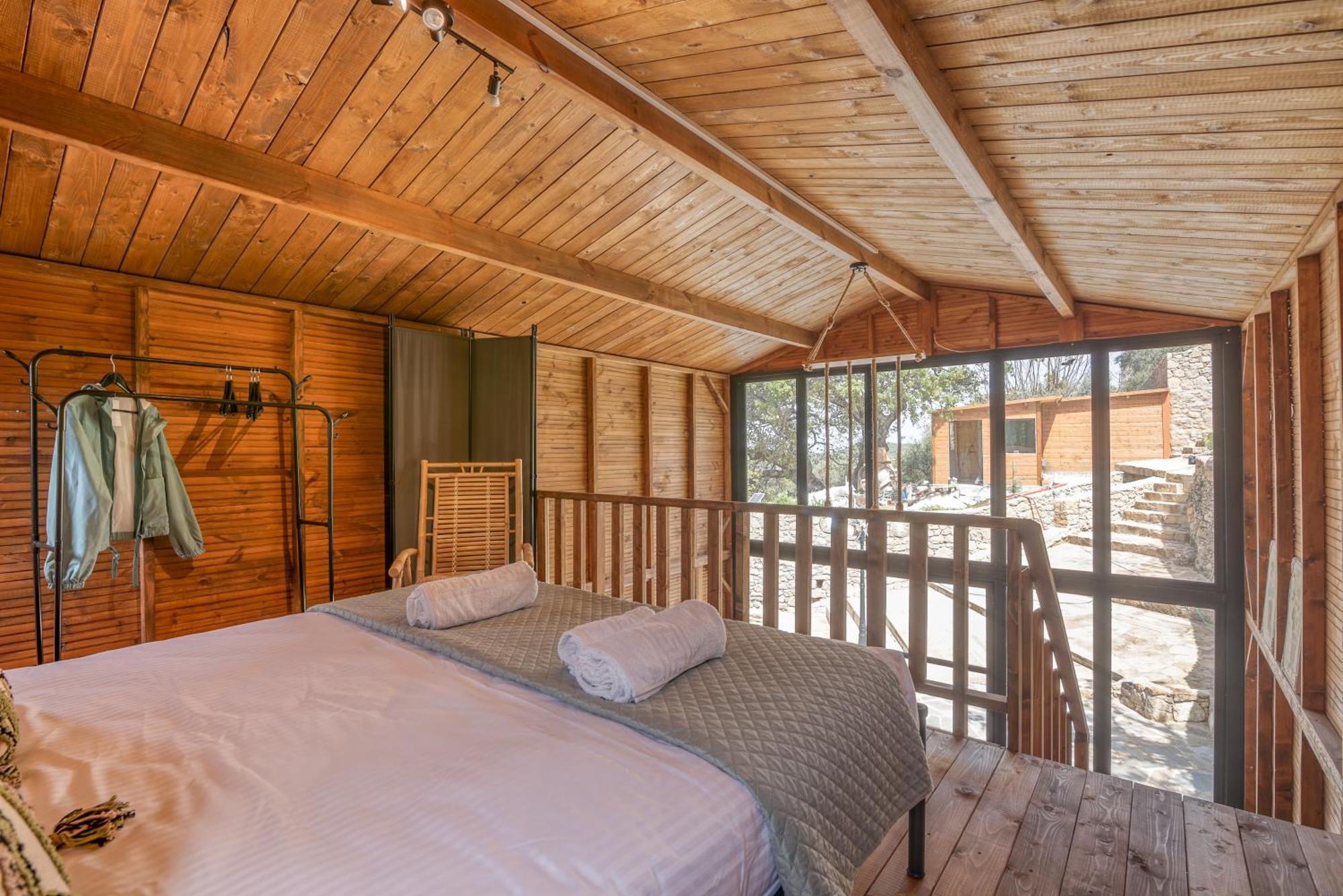 Wooden House Apartments Kalathenai Екстериор снимка